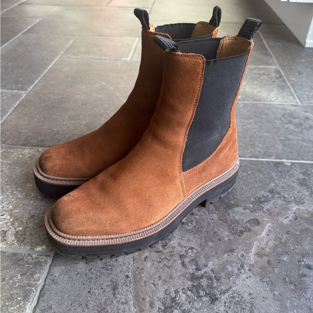 Sam Edelman Chelsea Boots